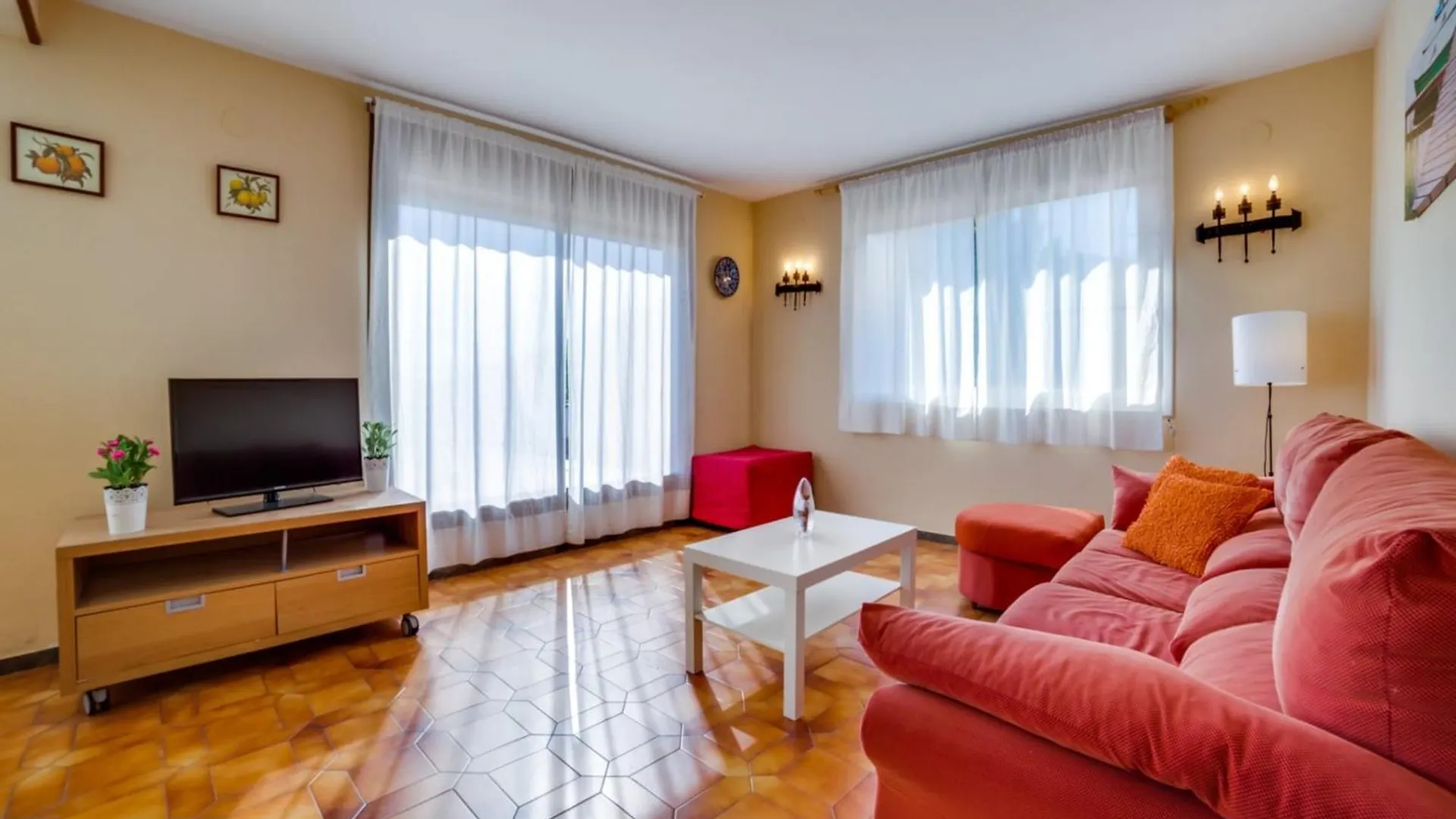 Perfect Villa For Large Family Holidays Palafolls 0*,  Spanyolország